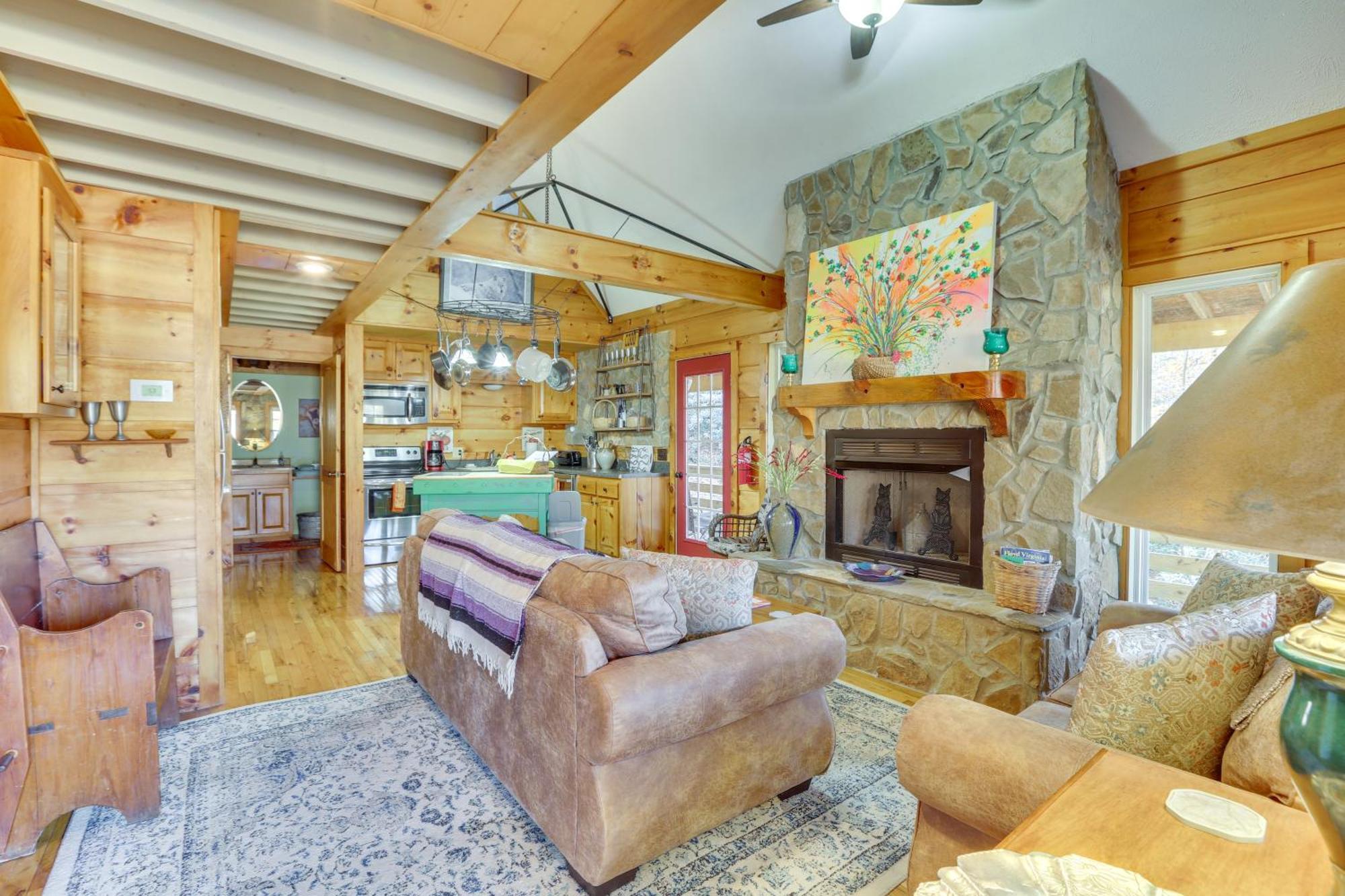 Charming Fancy Gap Cabin With Deck And Gas Grill! Ngoại thất bức ảnh