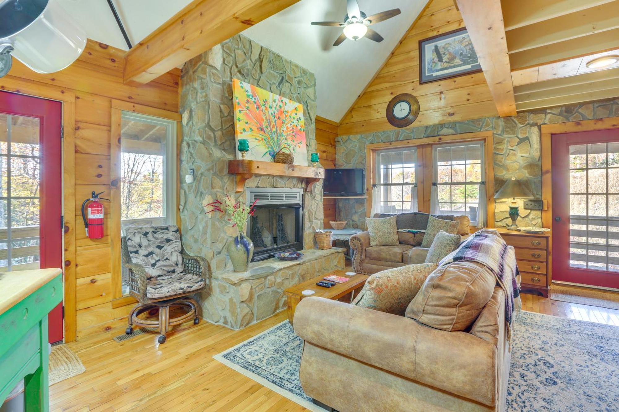 Charming Fancy Gap Cabin With Deck And Gas Grill! Ngoại thất bức ảnh